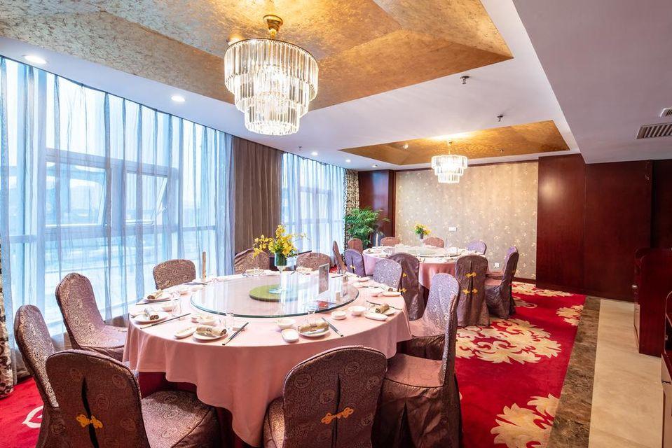 Jinhao International Hotel 15/24