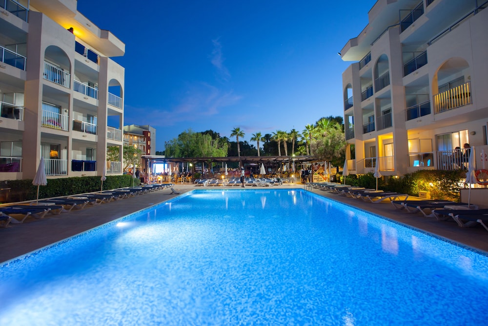 Grupotel Alcudia Pins in MURO - MAJORCA