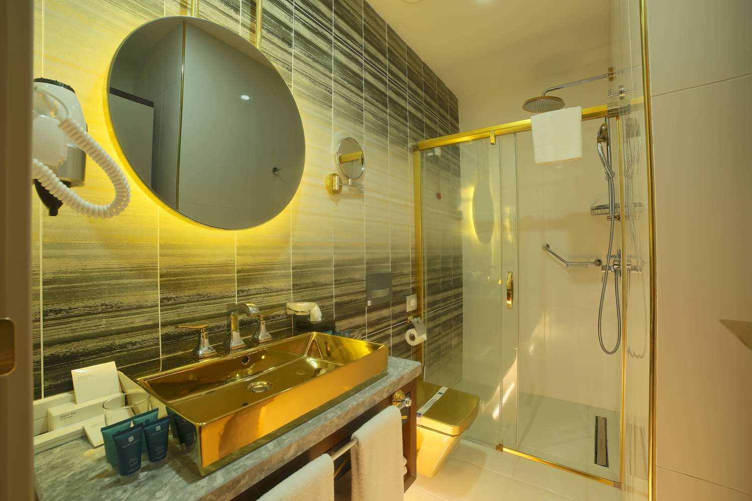 TRYP BY WYNDHAM ISTANBUL TOPKAPI 57/58