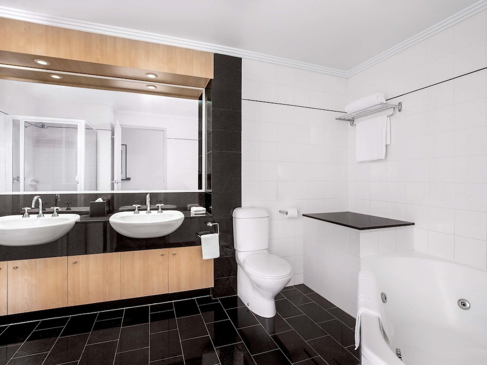 PREMIUM, EXECUTIVE, STUDIO