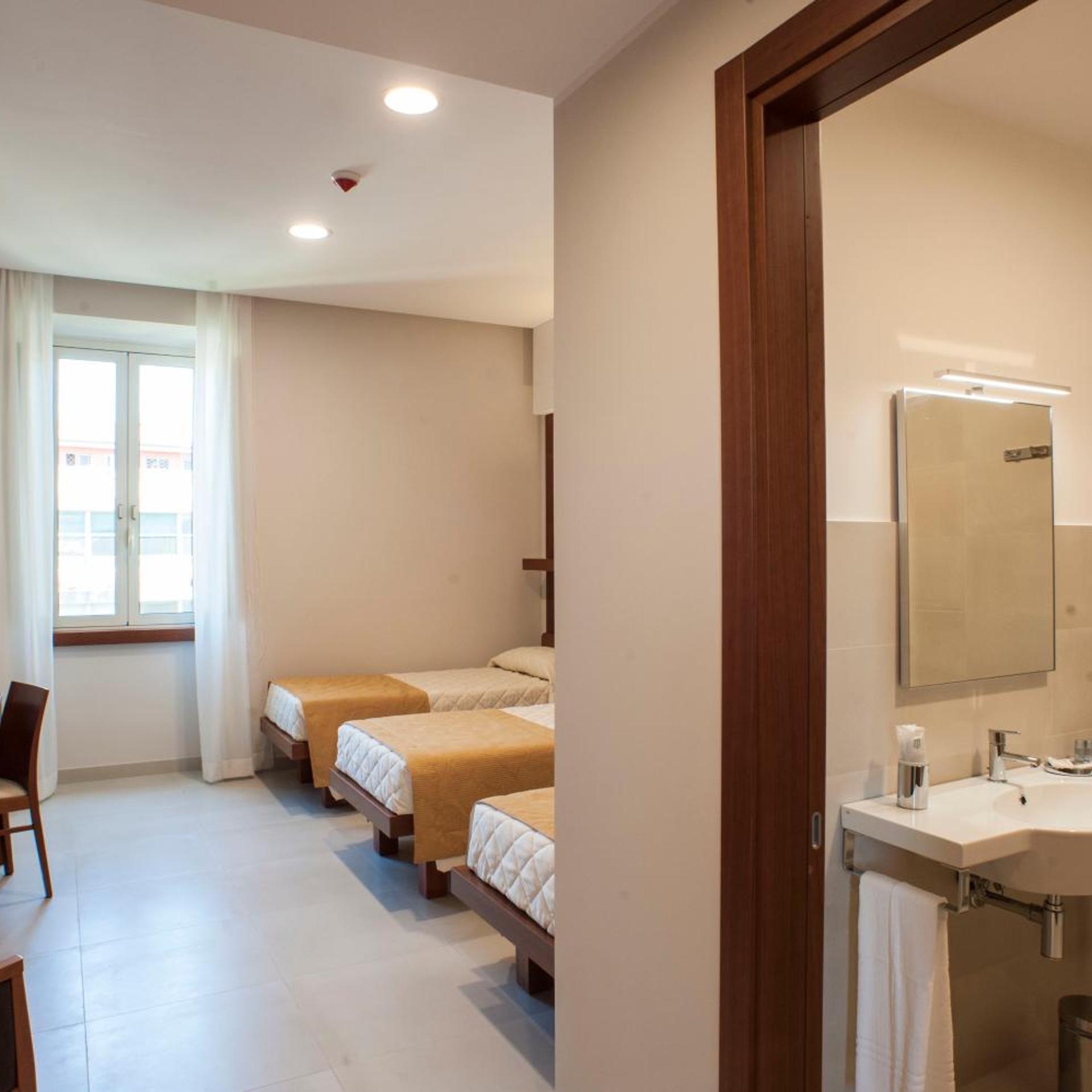 غرفة ثلاثية، CHECKIN VILLA ANGELINA 6/6