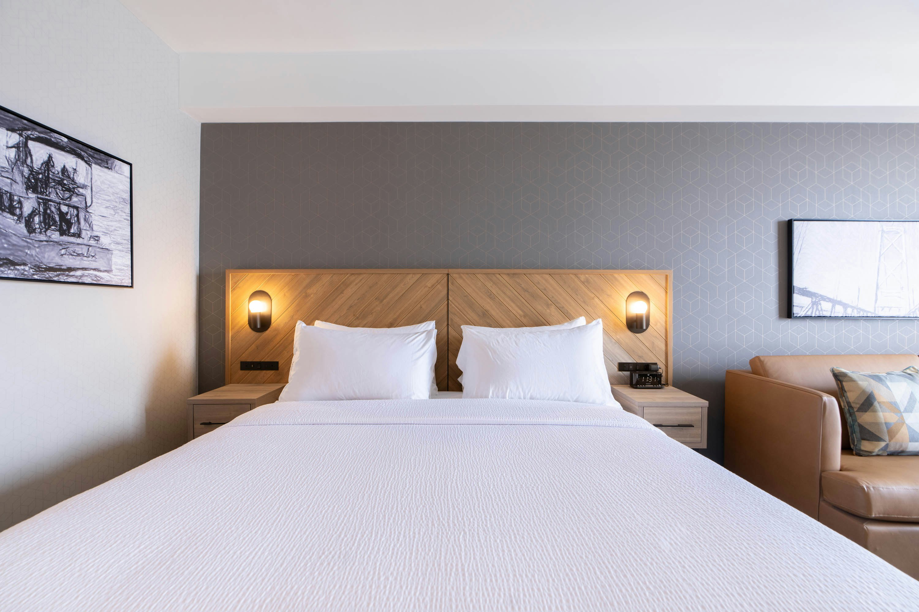 Standard, King Bed, Sofa
