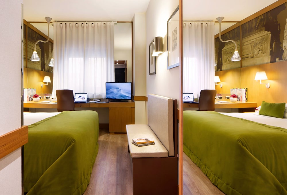 Starhotels Tourist 9/45