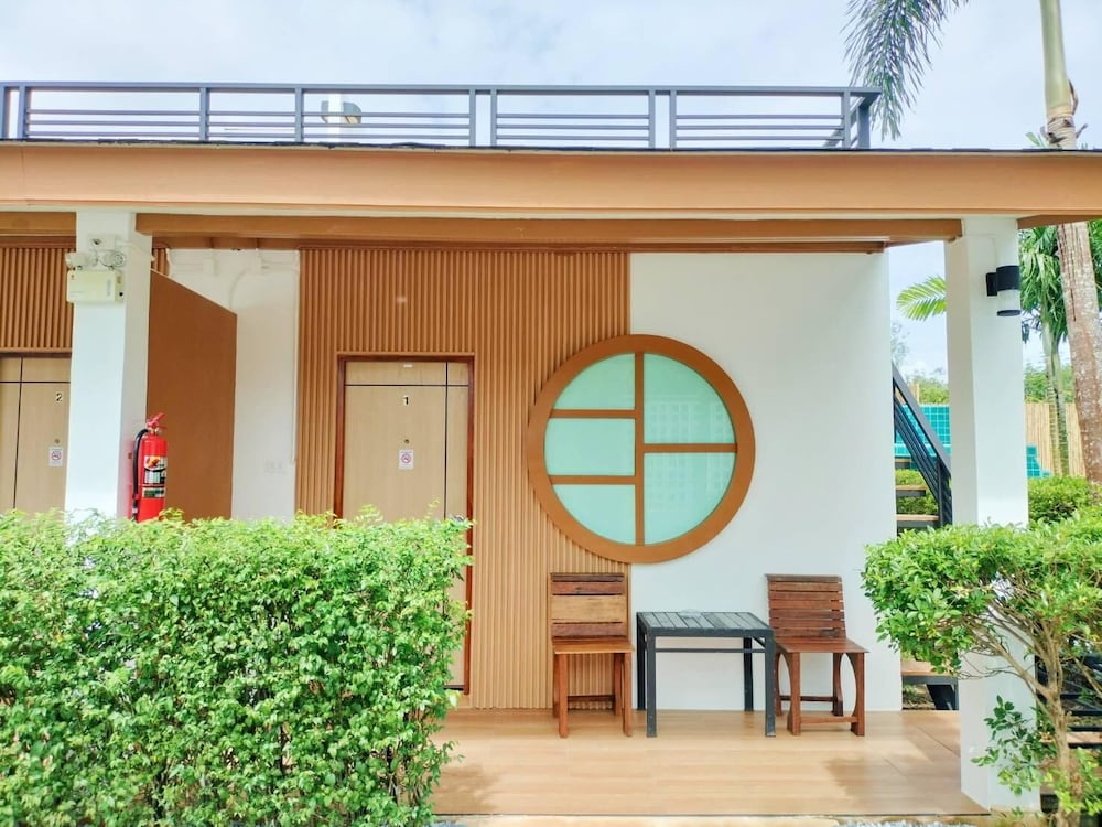 IP Plus Resort Chanthaburia - Halal Hotel 3/65