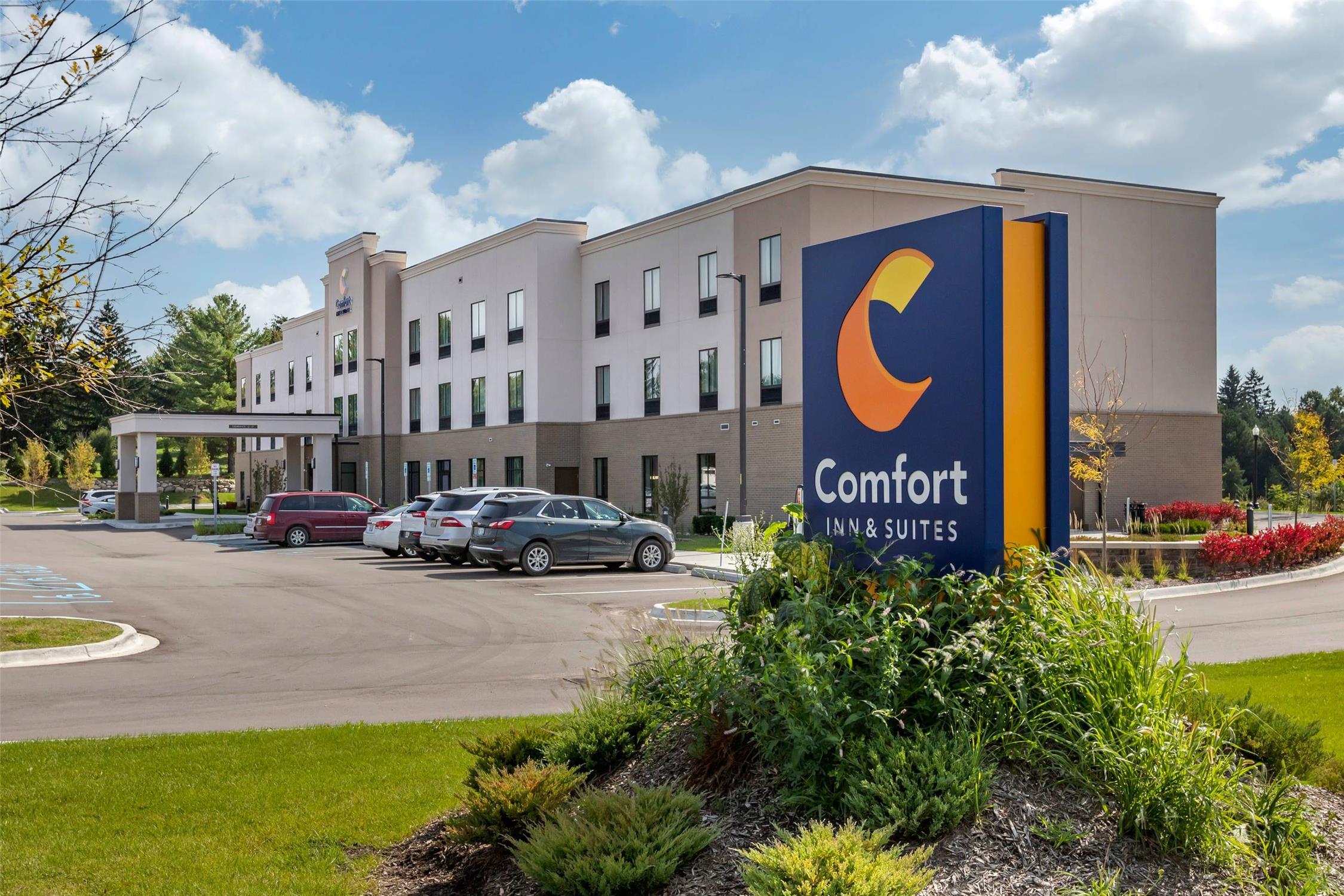 Comfort Inn & Suites Clarkston Pine Knob Area 14/16
