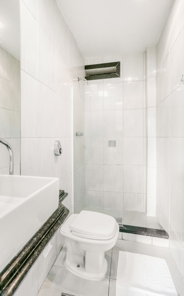 OYO Nobs Hotel, Sao Joao de Meriti 36/39