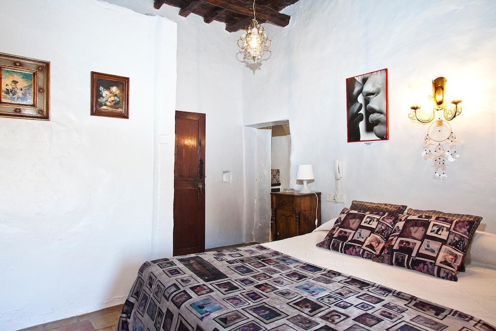 Pikes Ibiza - Adults Only 12/50