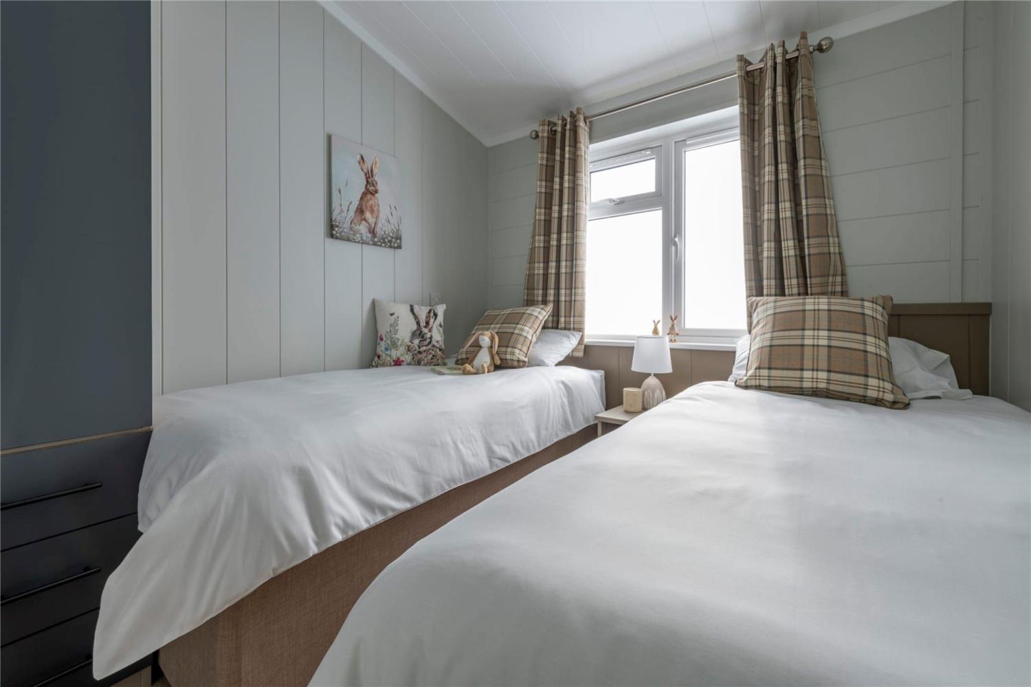 Sure Studio by Best Western Brackenborough Lakes & Resort 8/35