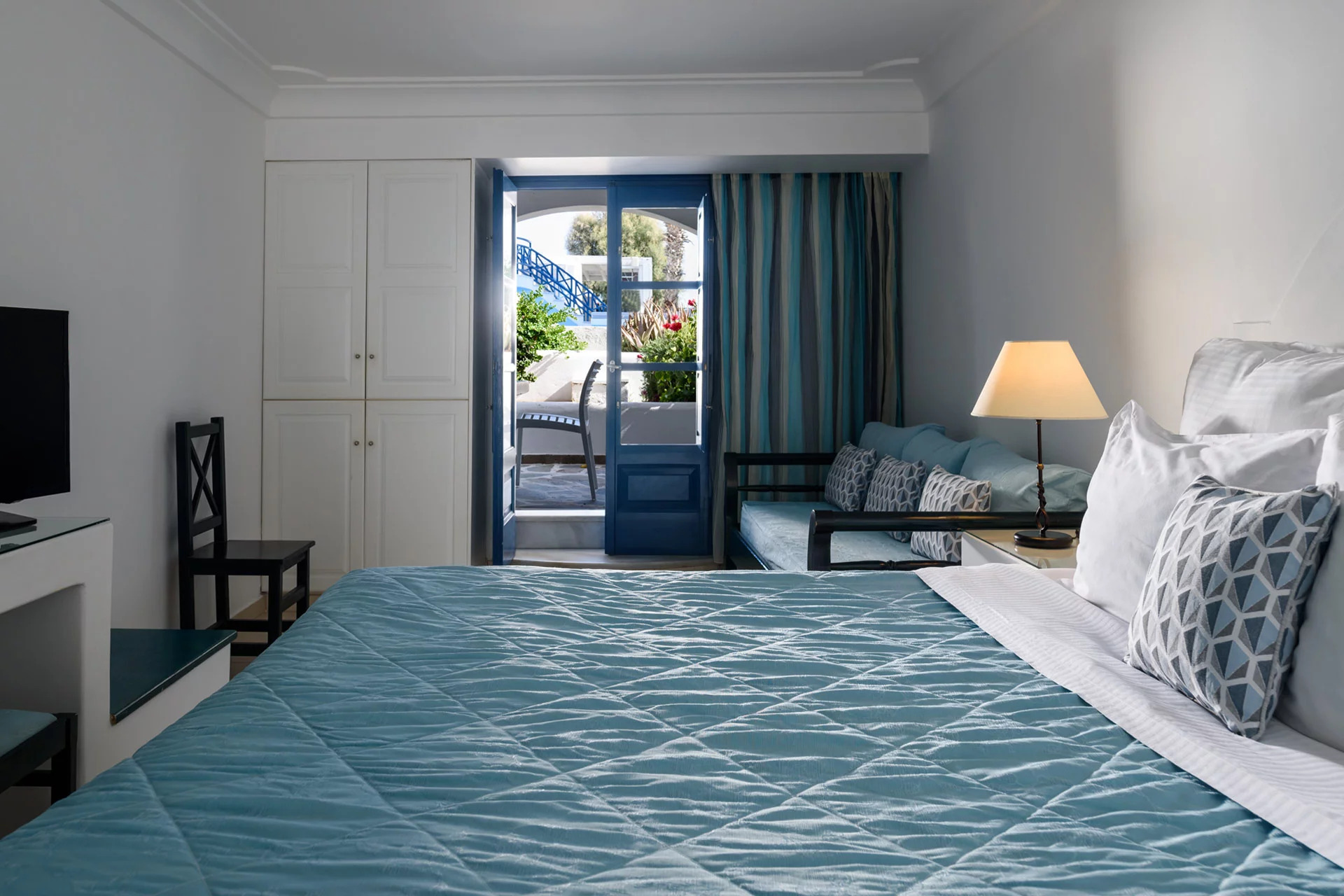 ECONOMY, DOUBLE BED