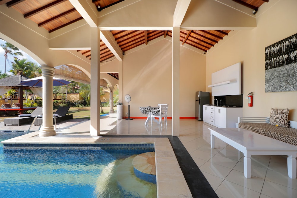 The Beverly Hills Bali 22/49