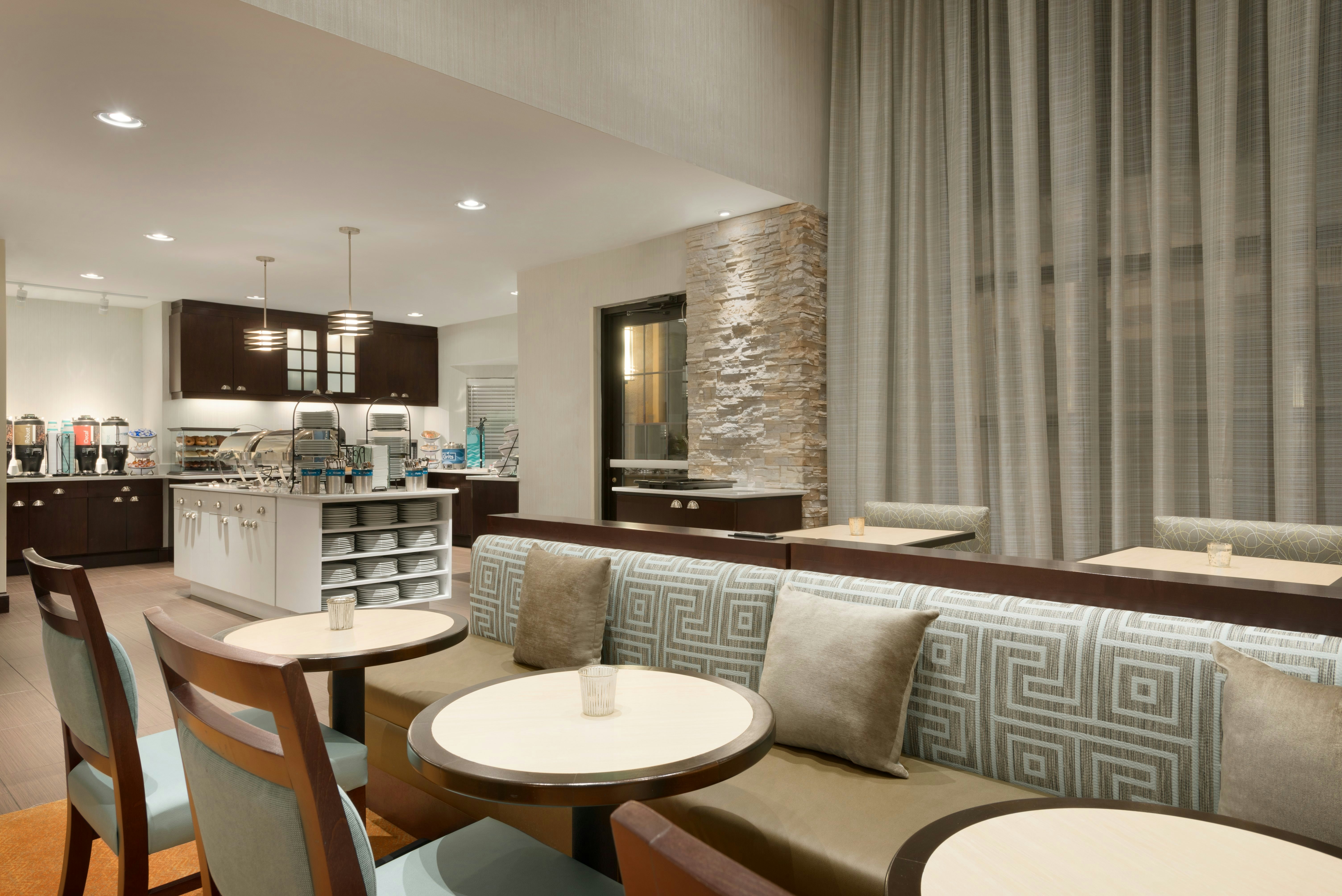 Homewood Suites By Hilton Jacksonville Deerwood Park 18/34