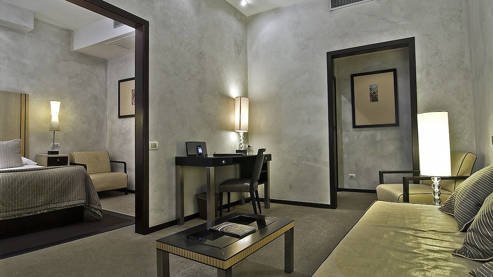 Intown Luxury House 9/55