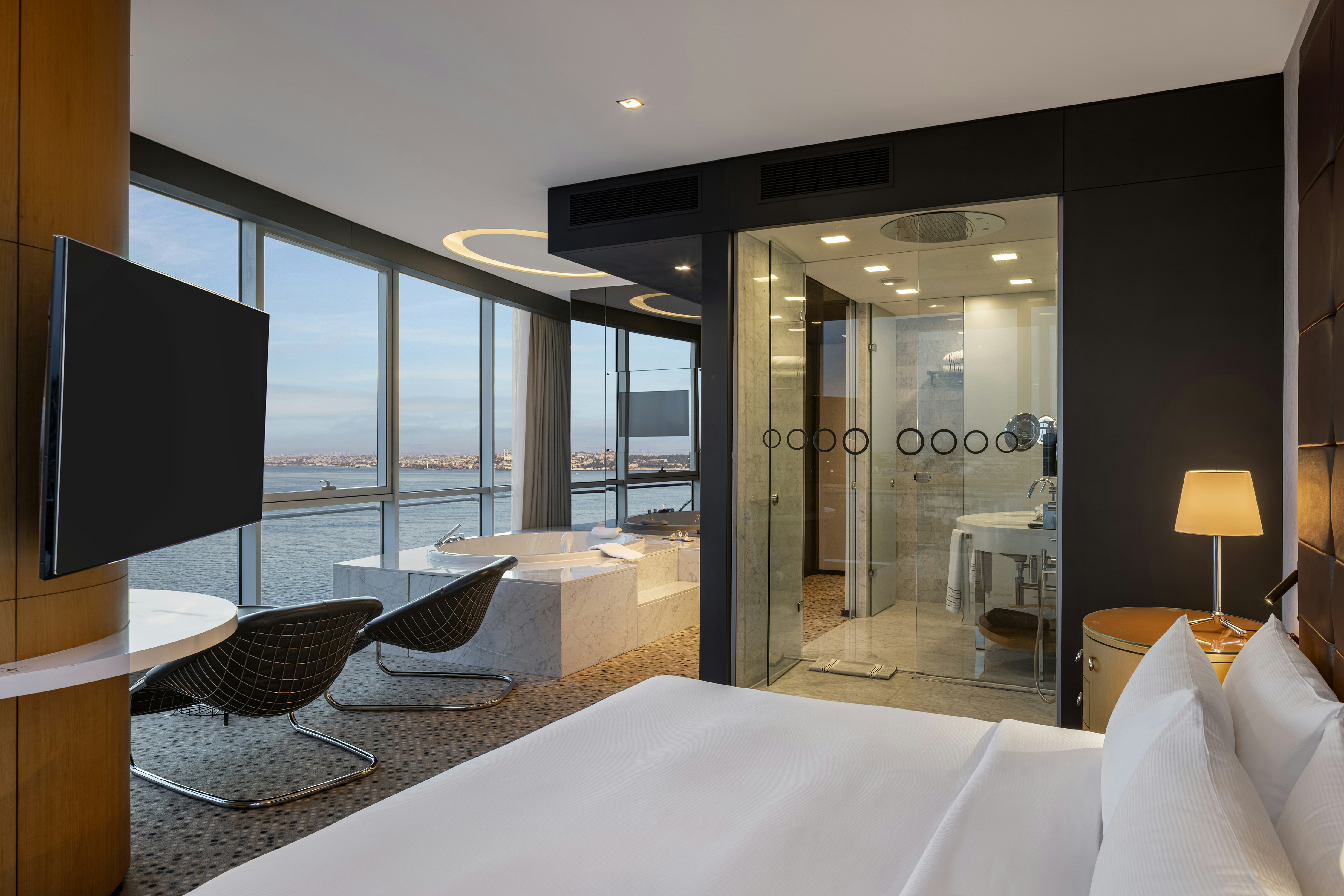 جناح رئاسي بسرير كينج، Doubletree By Hilton Hotel Istanbul - Moda 2/5