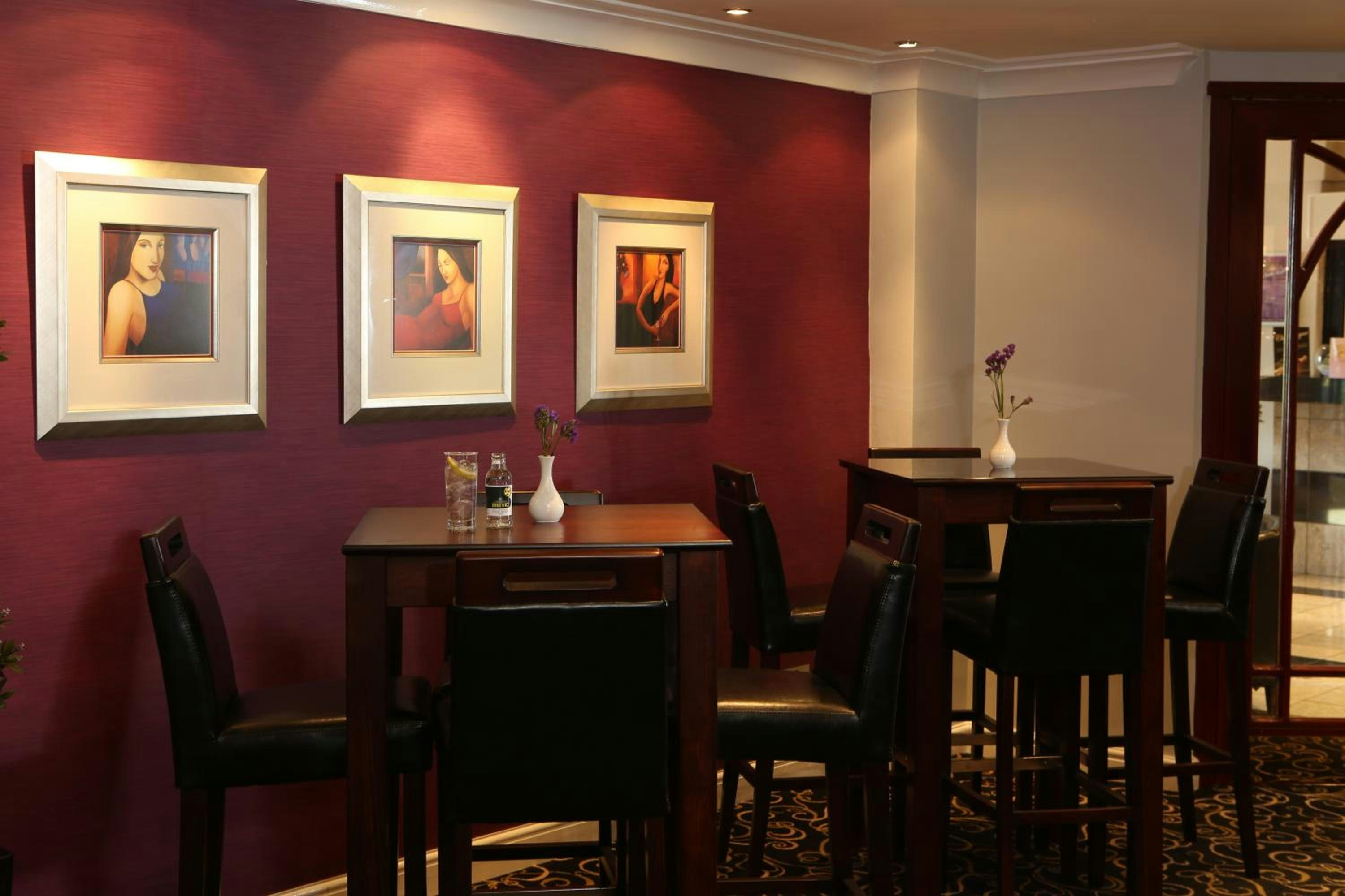 Widnes Halton Everglades Park Hotel 5/14