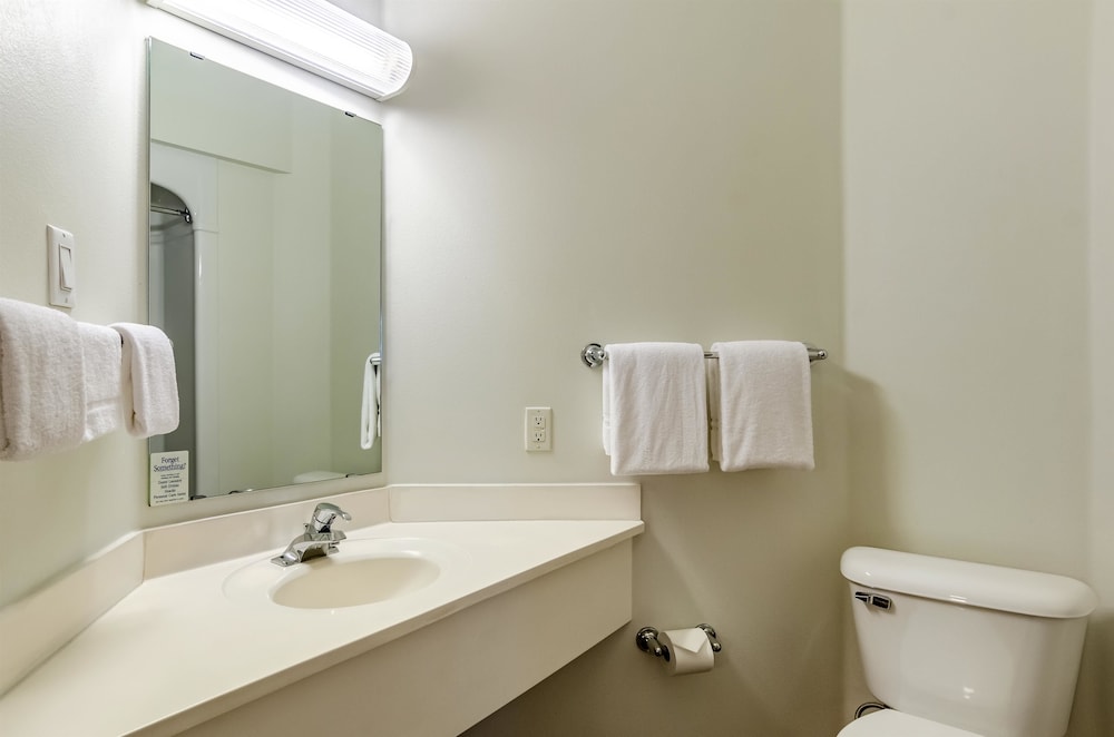 Motel6 Sidney, NE 58/60