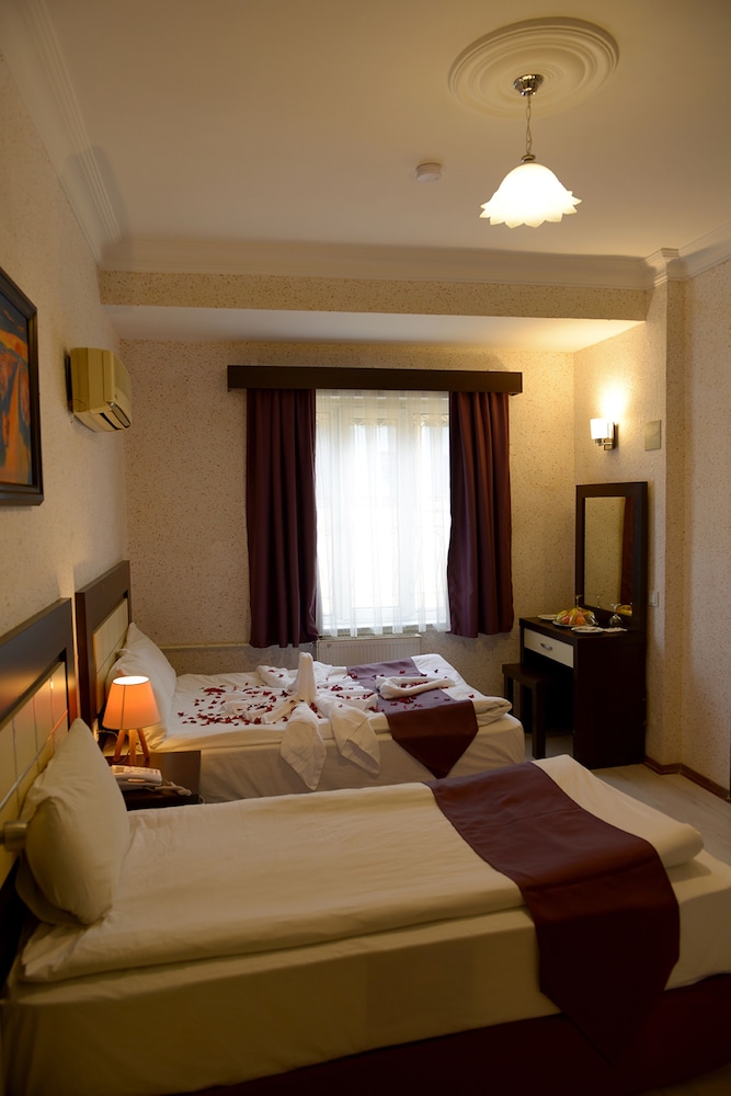 Kucuk Velic Hotel 21/71