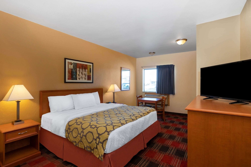 Baymont by Wyndham Spearfish 15/40