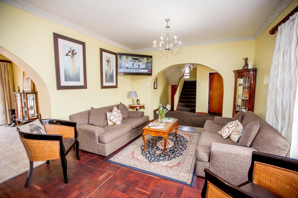 Oria Guesthouse 22/37