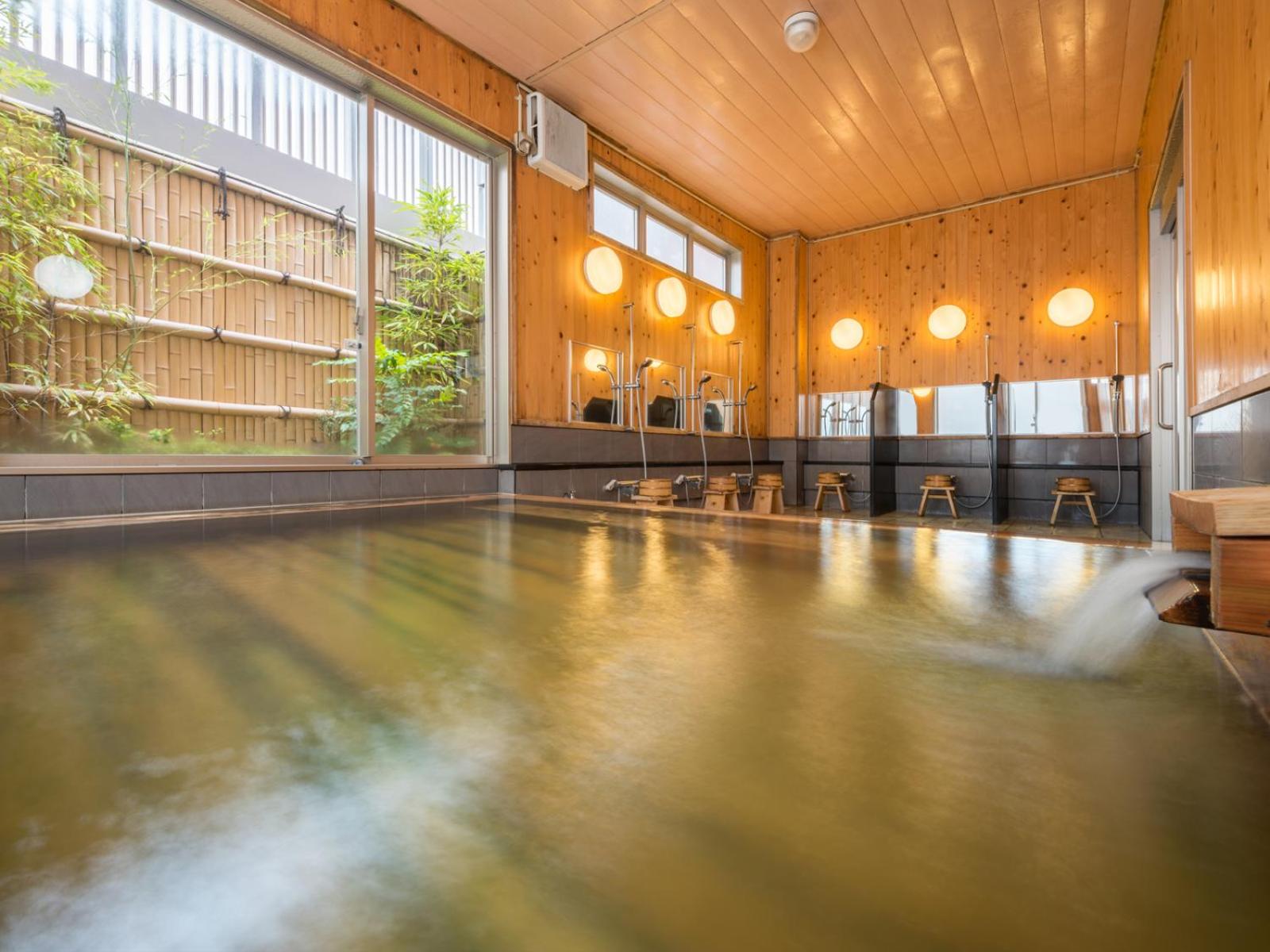 Iwaki Yumoto Onsen Hotel Palm Spring 18/25