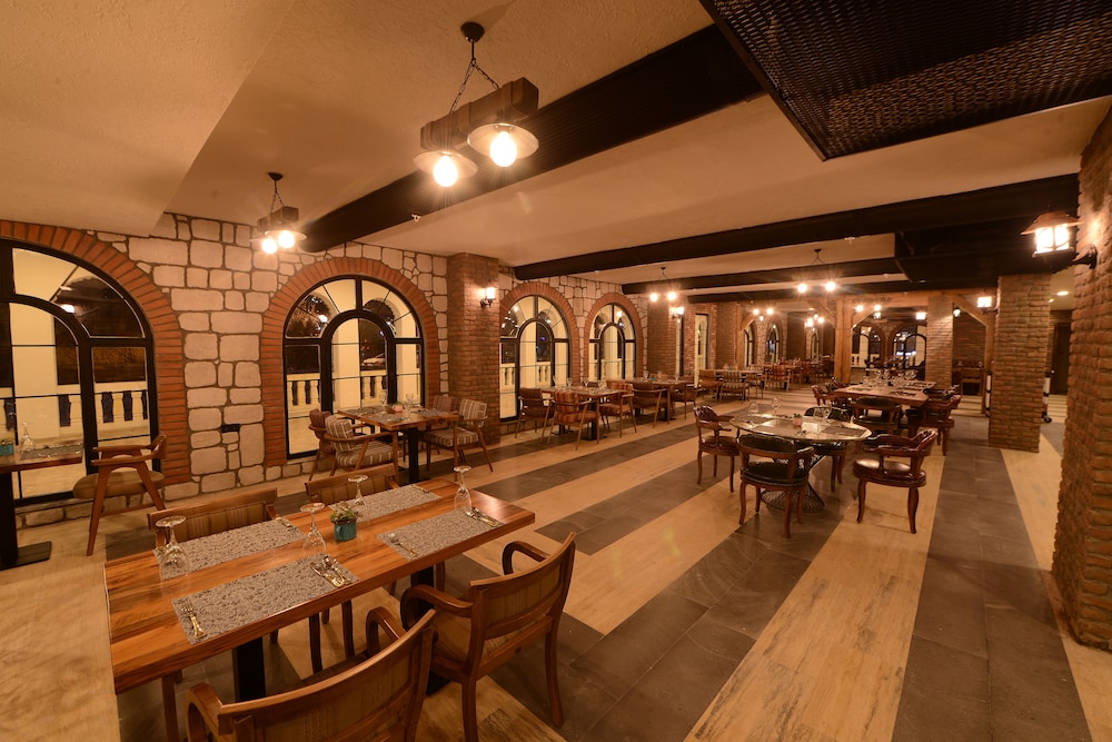 Raymar Hotels Mardin 37/49