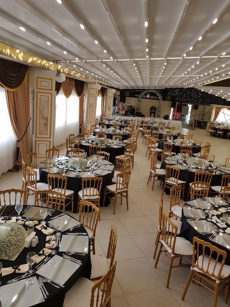 Altintas Otel & Spa 34/50