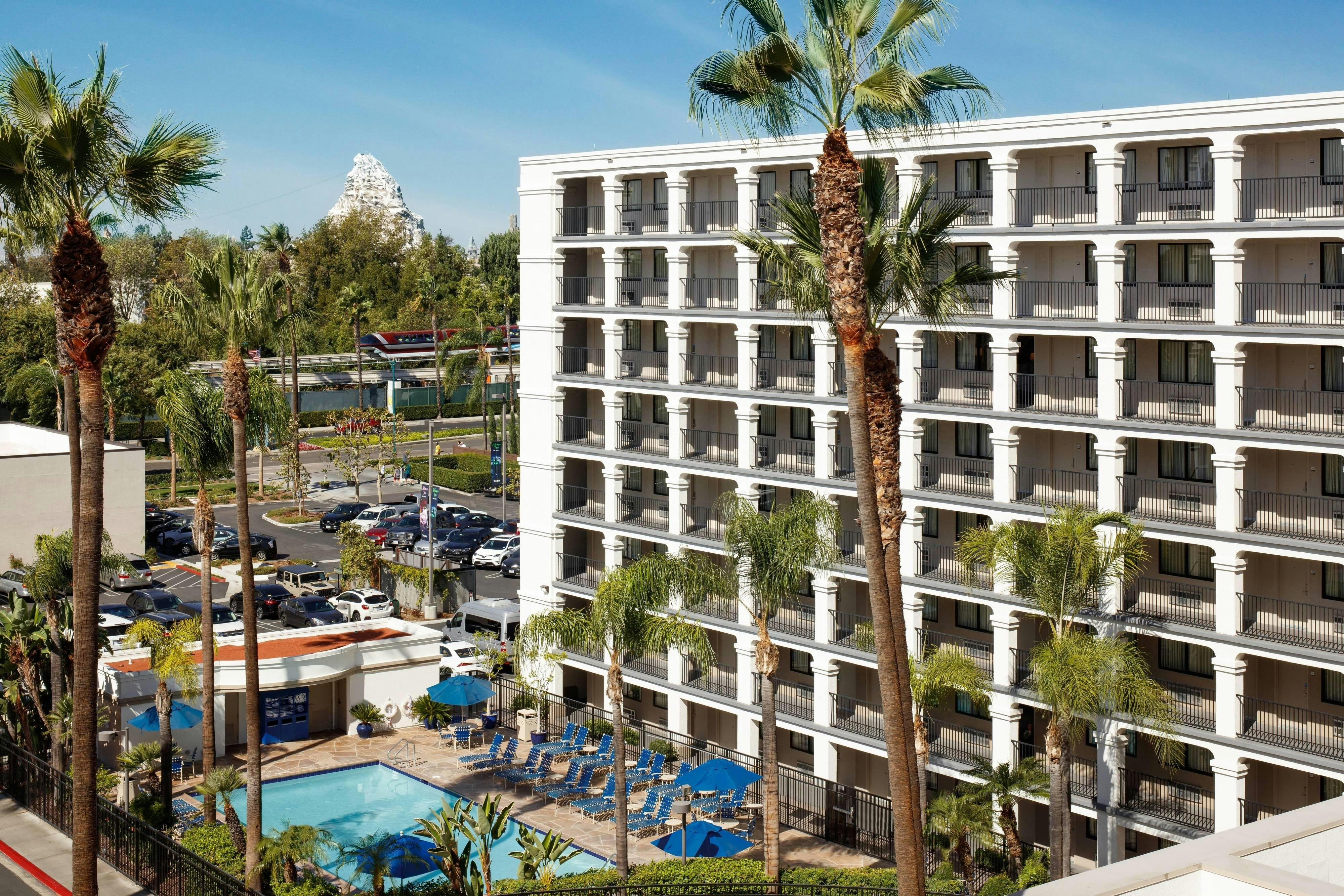 Fairfield Inn By Marriott Anaheim Resort 10/14