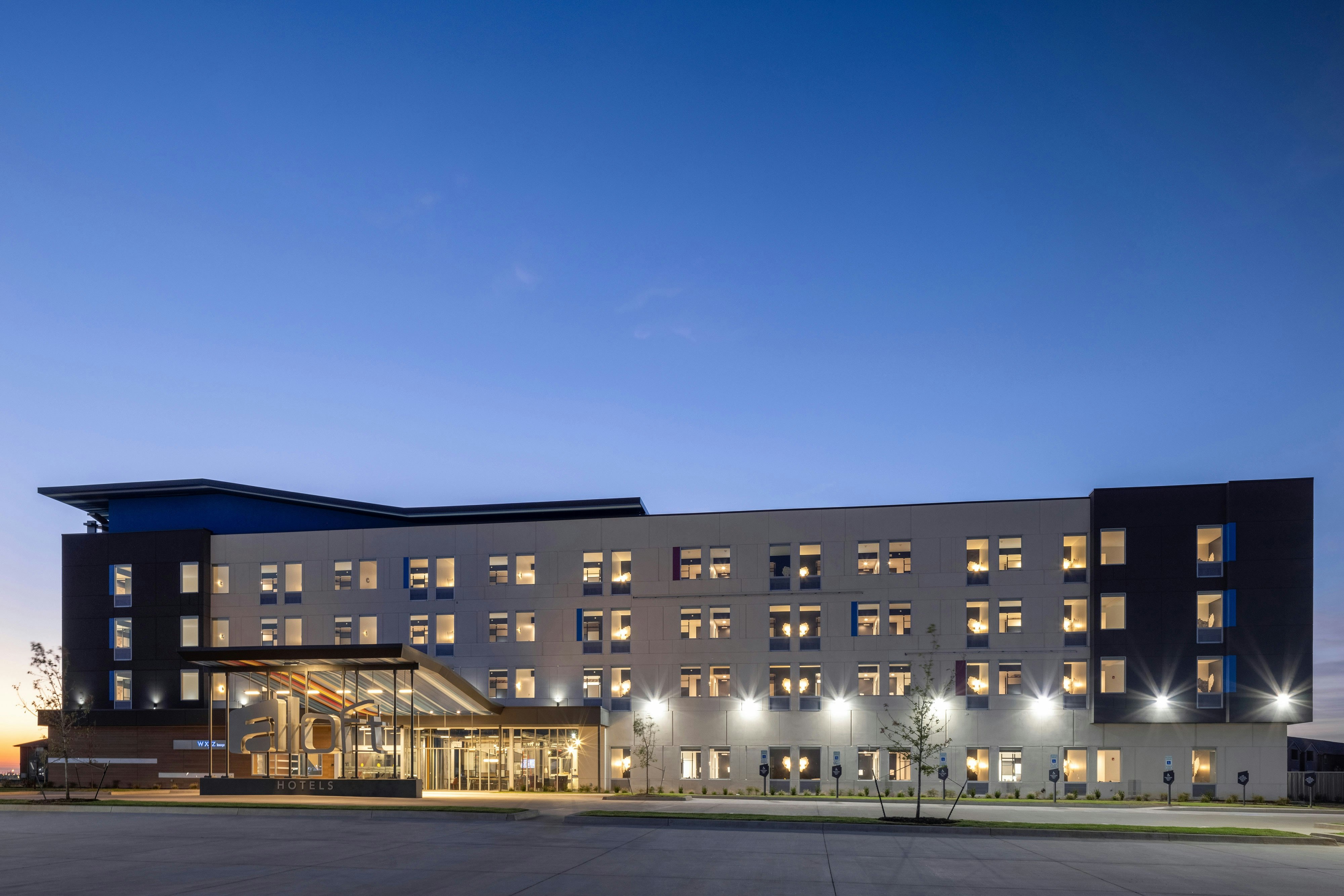Aloft Oklahoma City Quail Springs 2/33