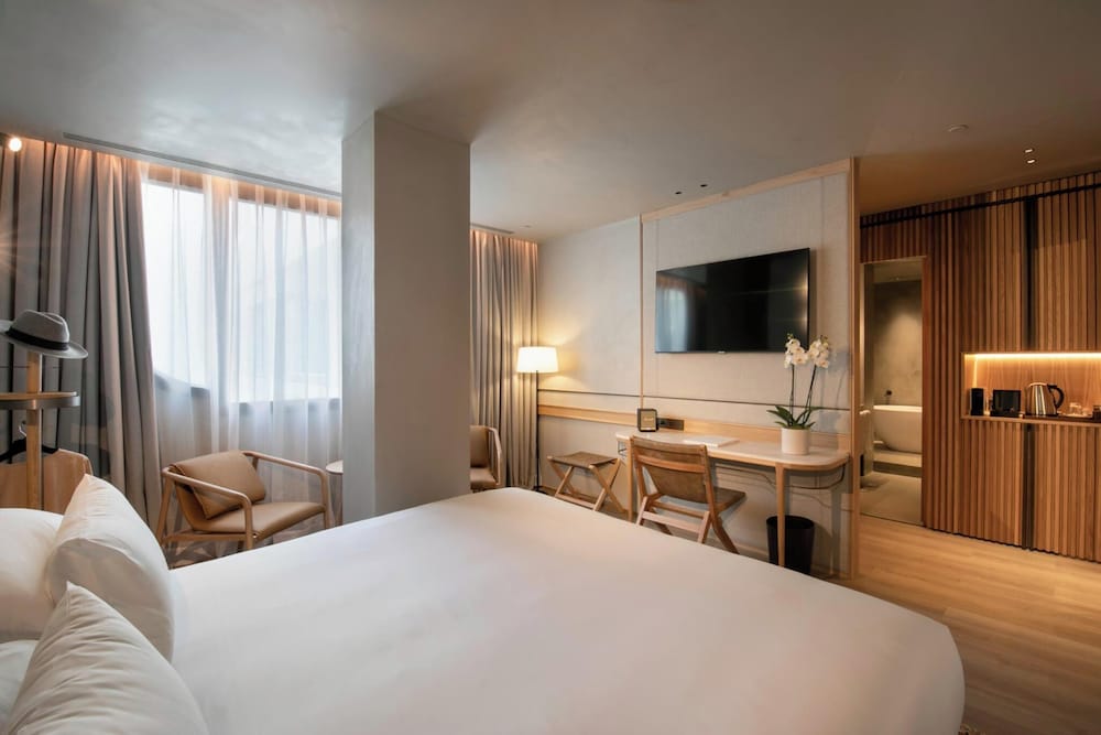Soho, Classic, Single, King Bed