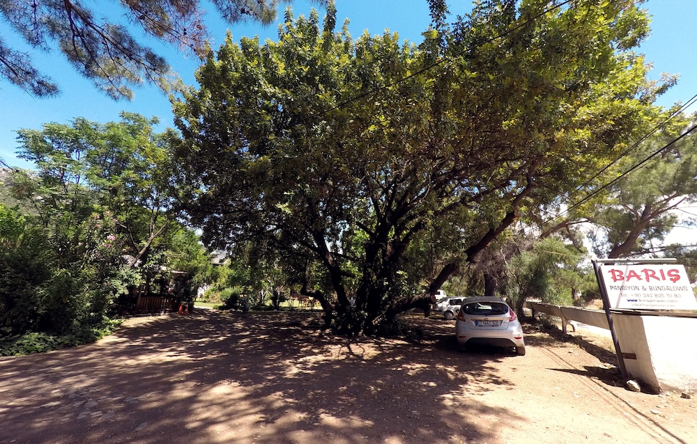 Baris Pension & Bungalows 40/50