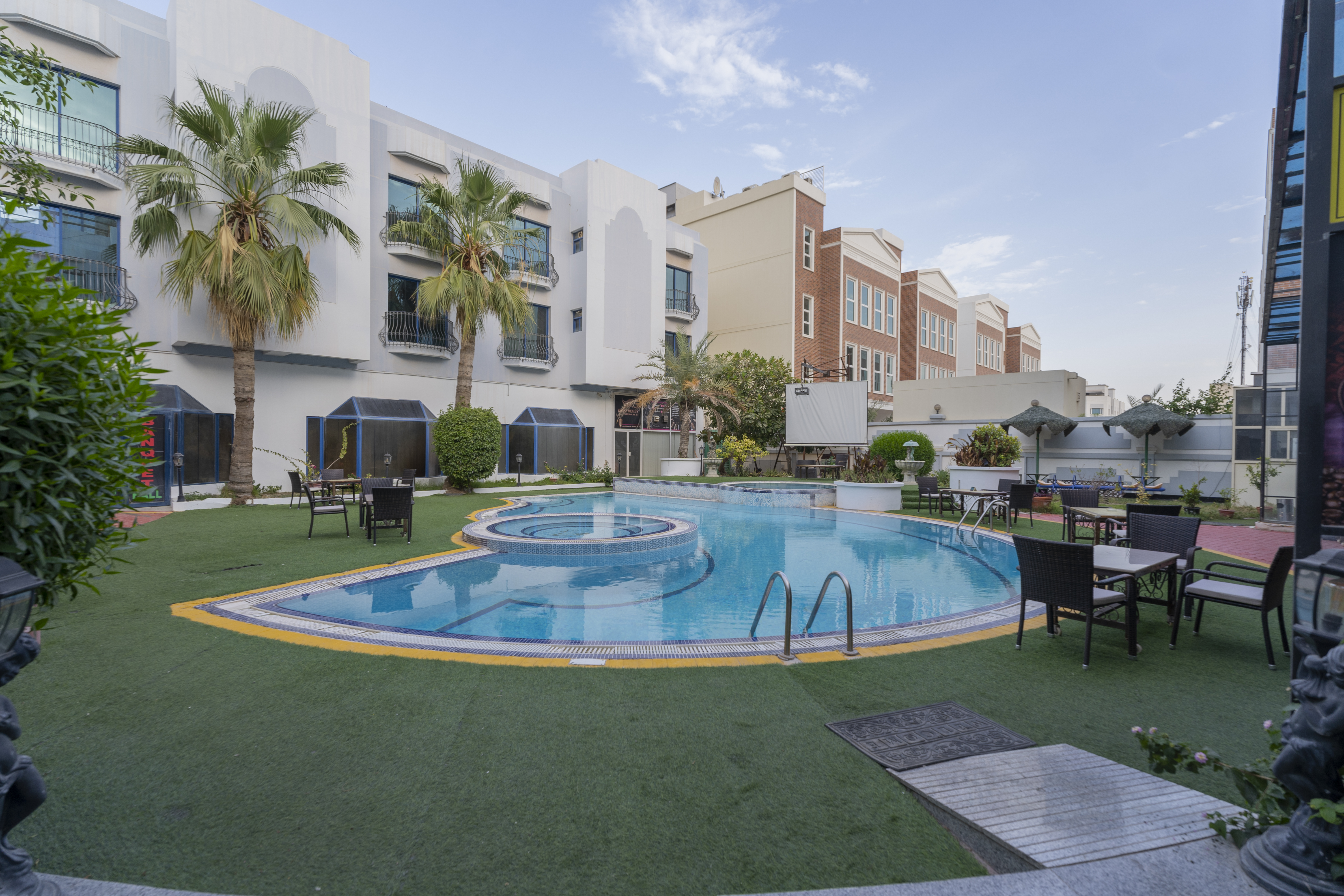 Majestic hotel Bahrain 18/22
