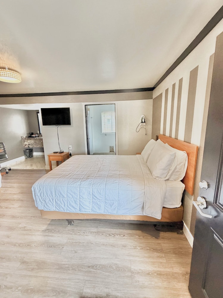 Cascade Lodge 20/66