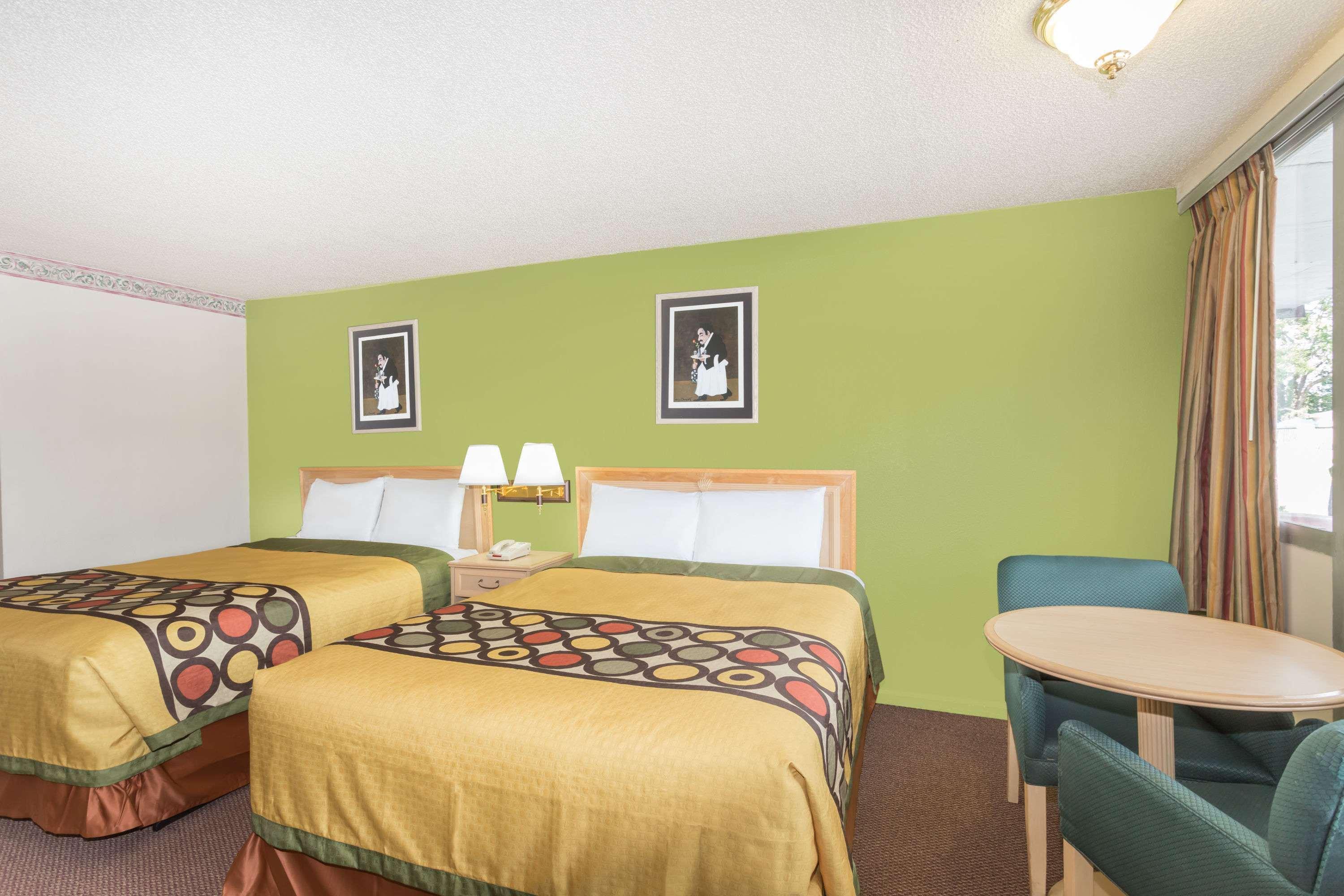 Knights Inn Statesboro 15/29