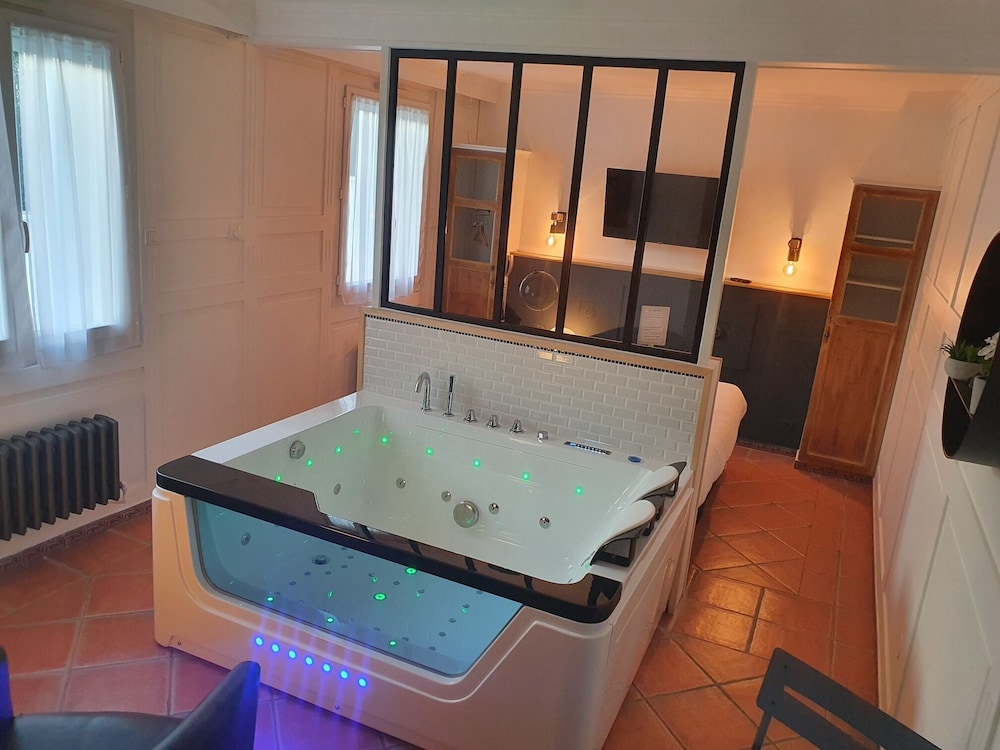 Hotel the Originals Martigues Clair 33/50
