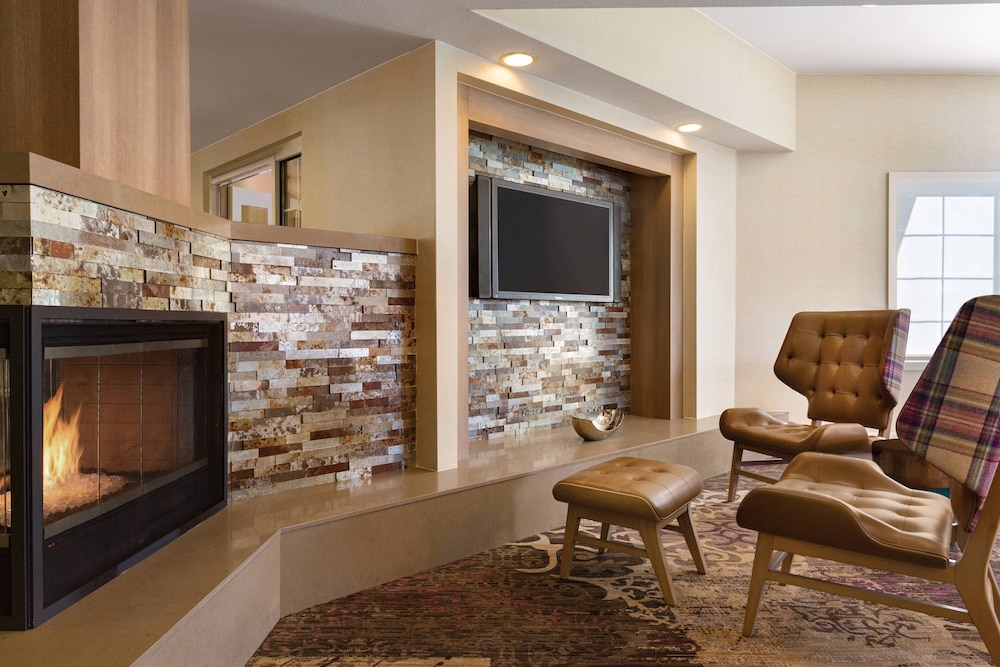 Residence Inn Sacramento Folsom 13/25