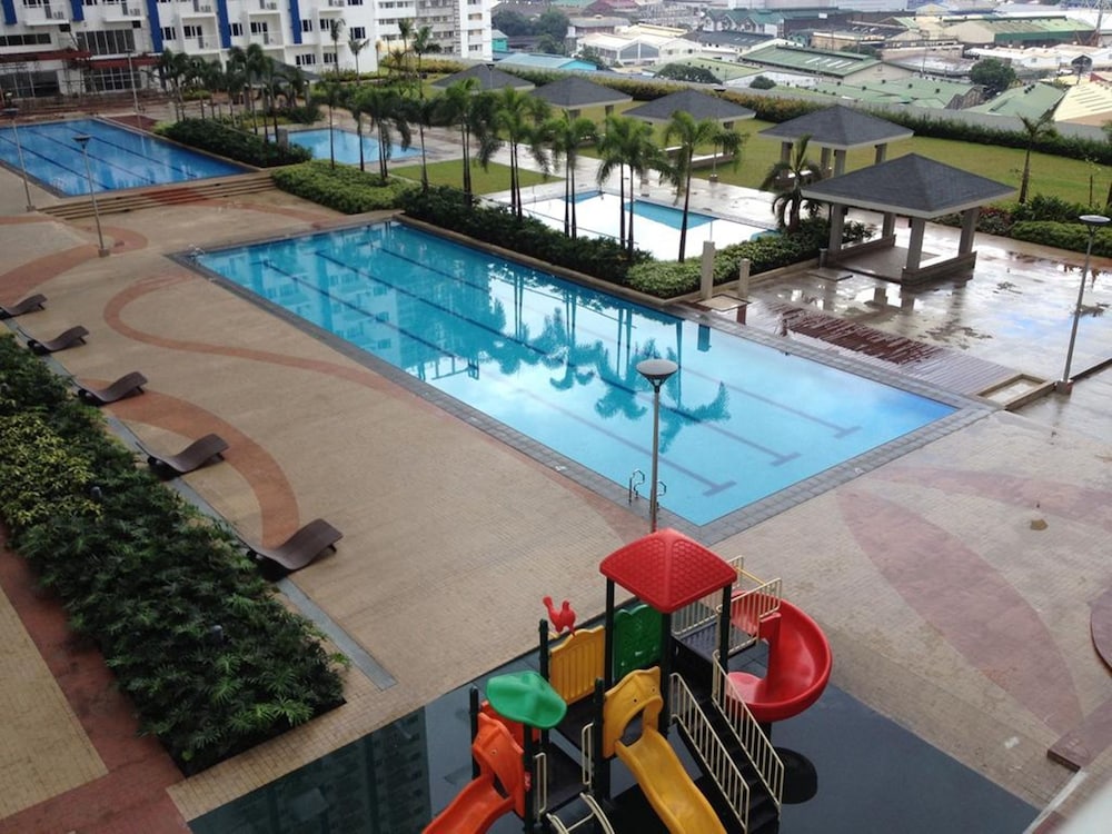 Light Residences - One Bedroom Condo Unit 17/19