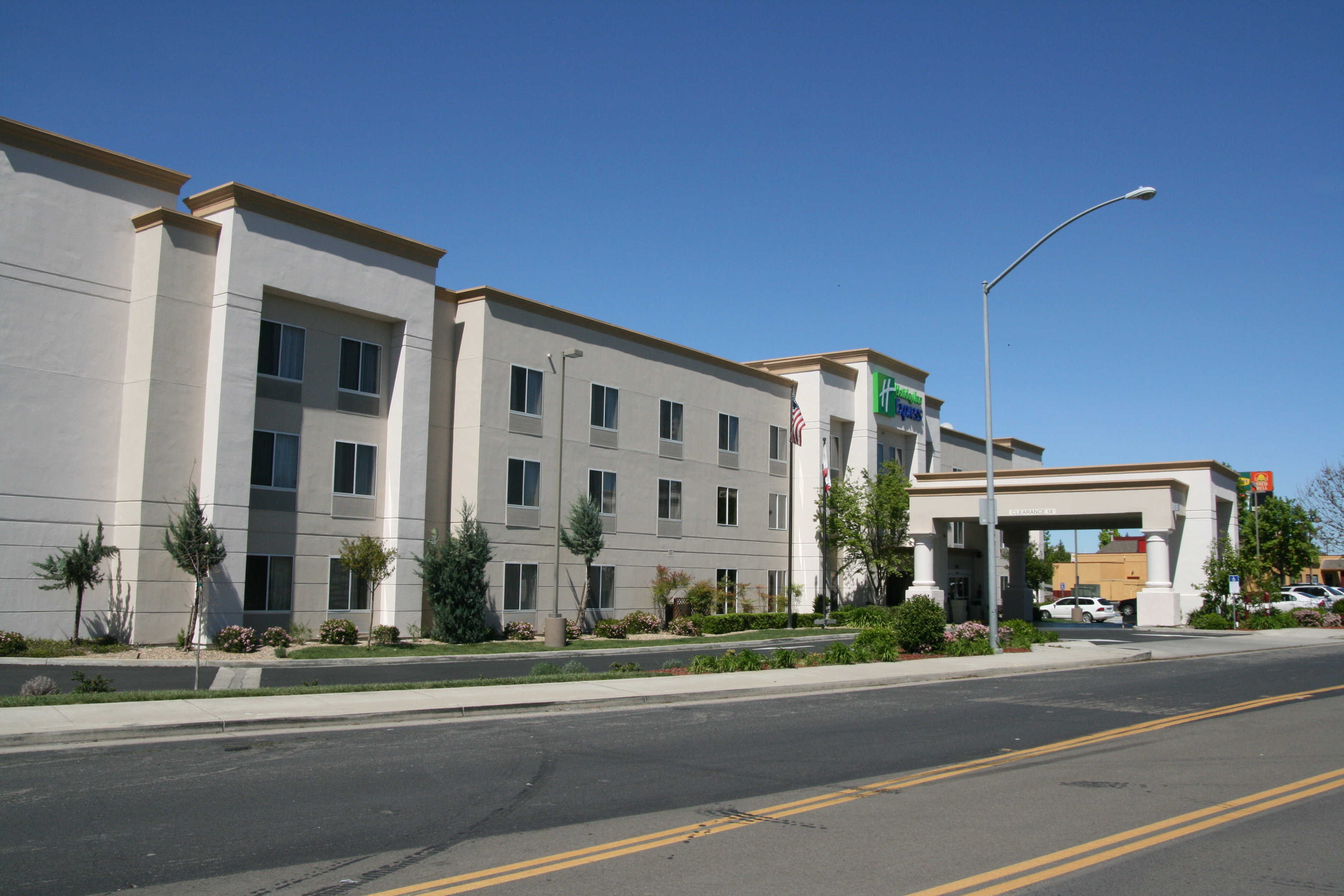 Holiday Inn Express Stockton Southeast 59/61