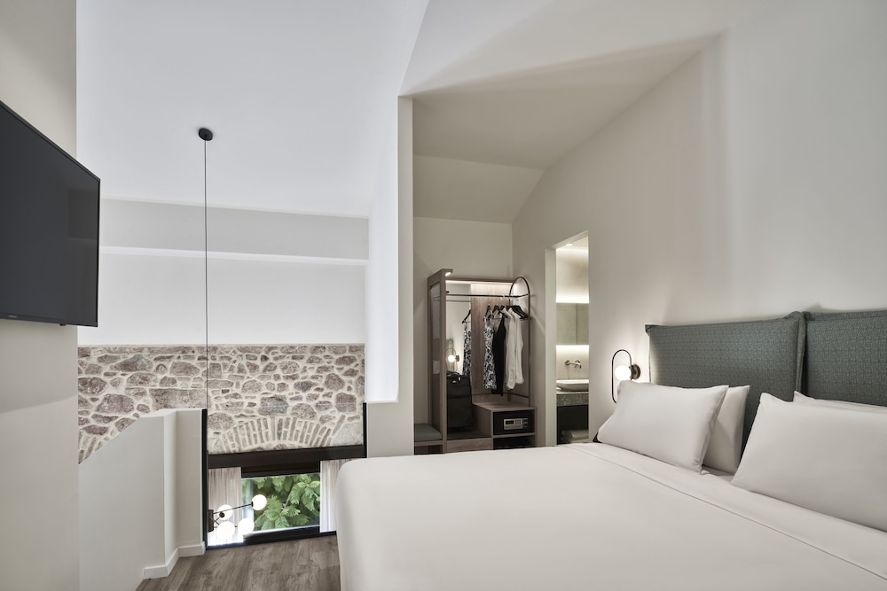GRAND, LOFT, SUITE, BALCONY