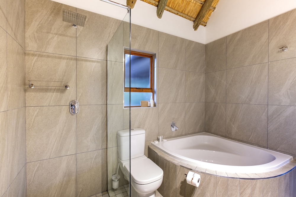 Montusi Mountain Lodge 45/50