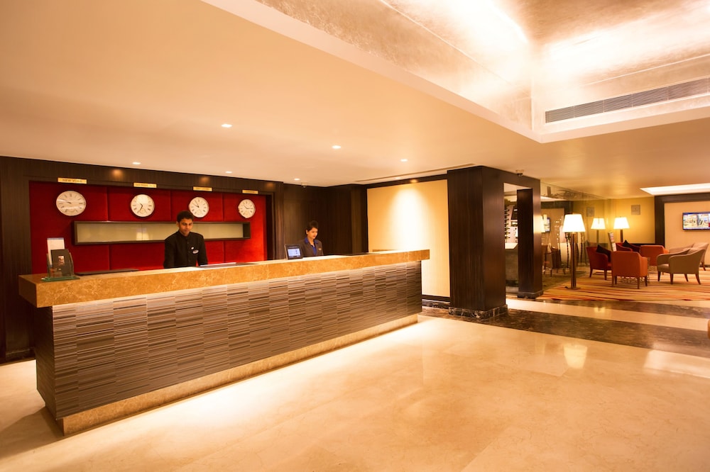 Ellaa Hotel 6/58