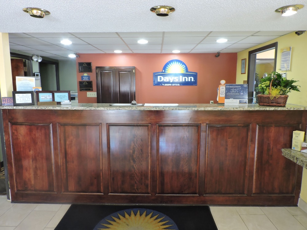 Days Inn By Wyndham Conover-Hickory 8/33