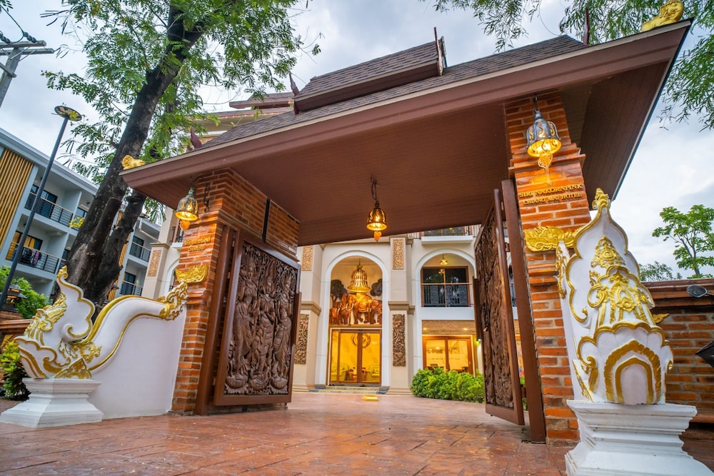 Siri Nakornpink Chiang Mai Hotel 5/75