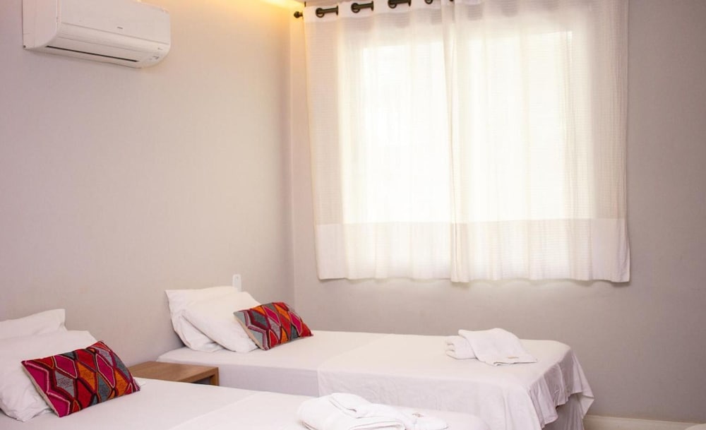 ICARAI SUITES 27/63