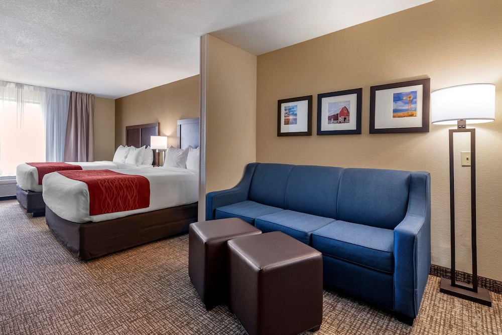 Comfort Inn & Suites Goodland, KS 34/47