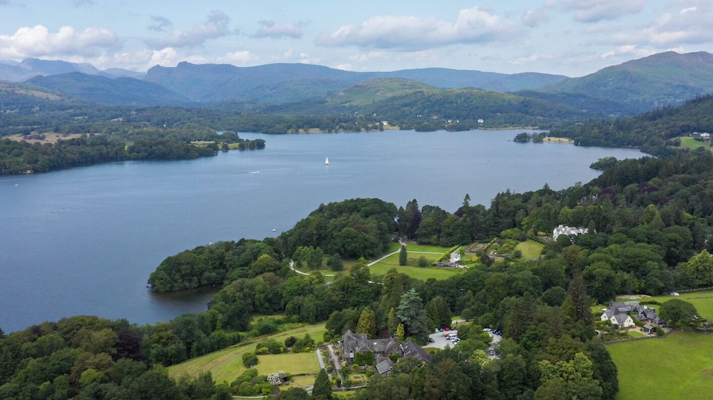 Cragwood Country House Hotel 62/68