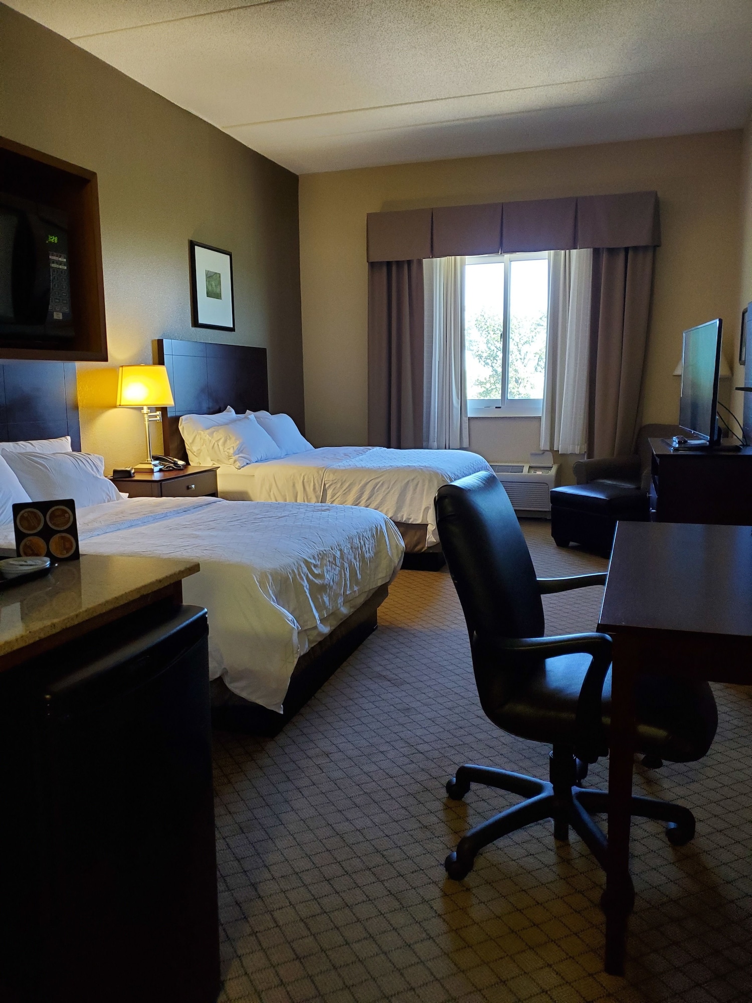 غرفة قياسية بسريرين كوين، Holiday Inn Express Hotel And Suites Mankato East 4/5