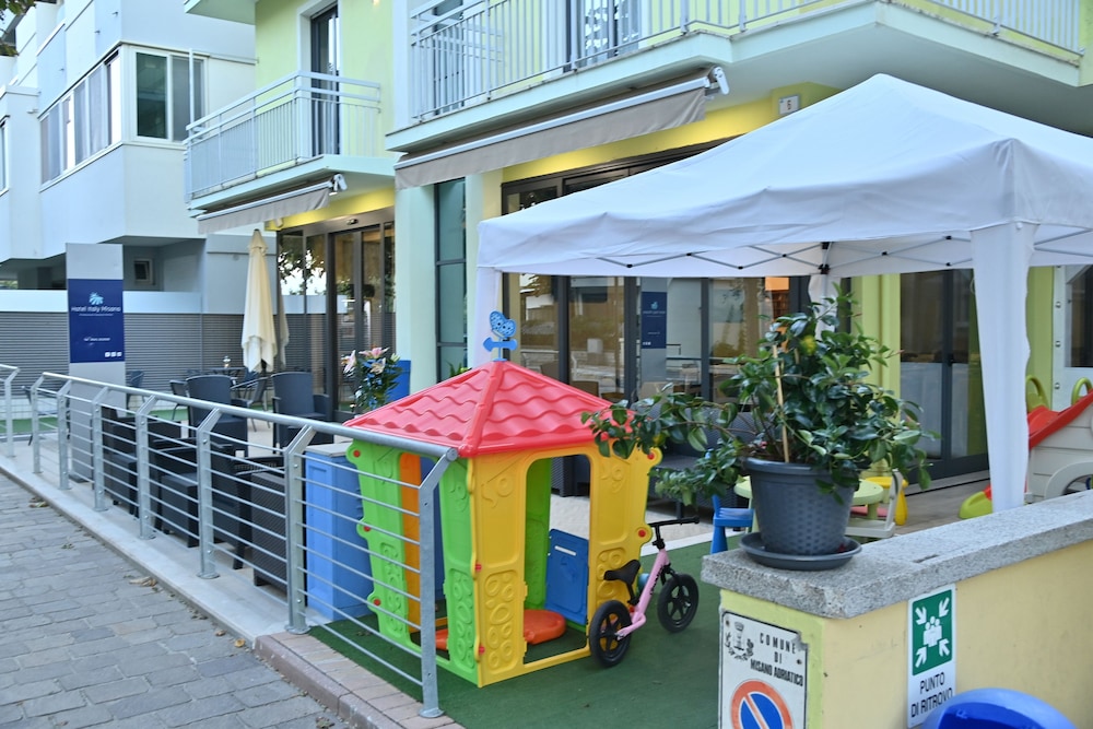 Hotel Italy 36/50
