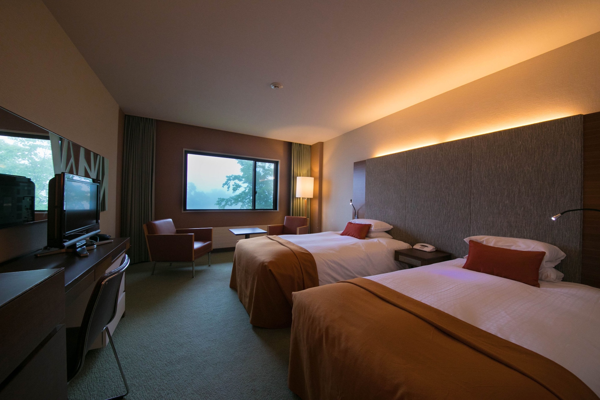RENOVATED, STANDARD, TWIN BEDS