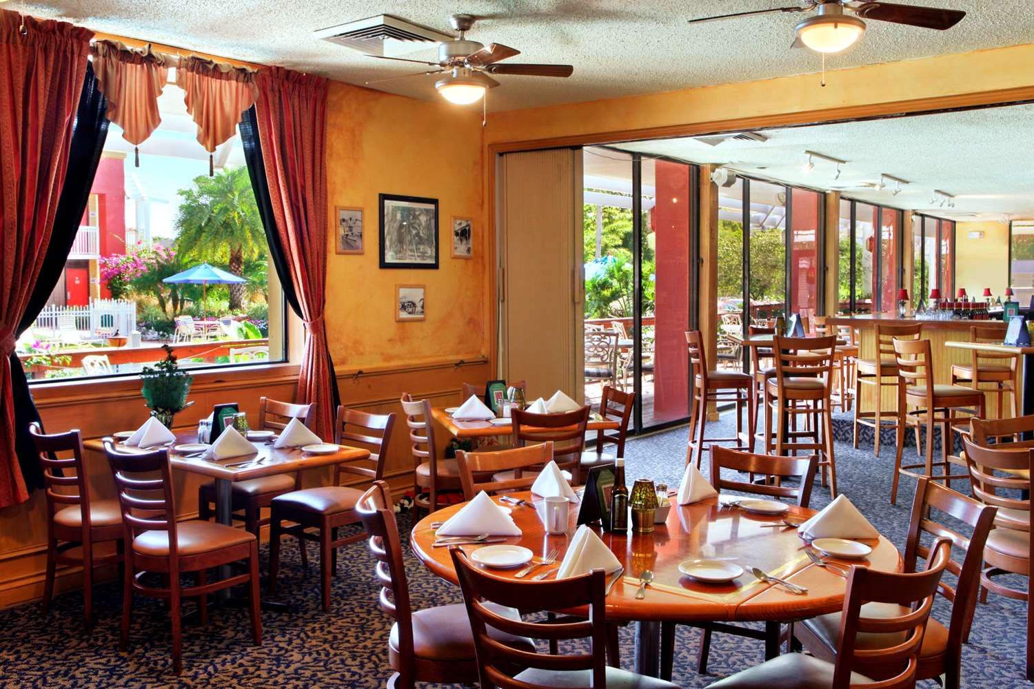 Collins Hotel Naples 6/21