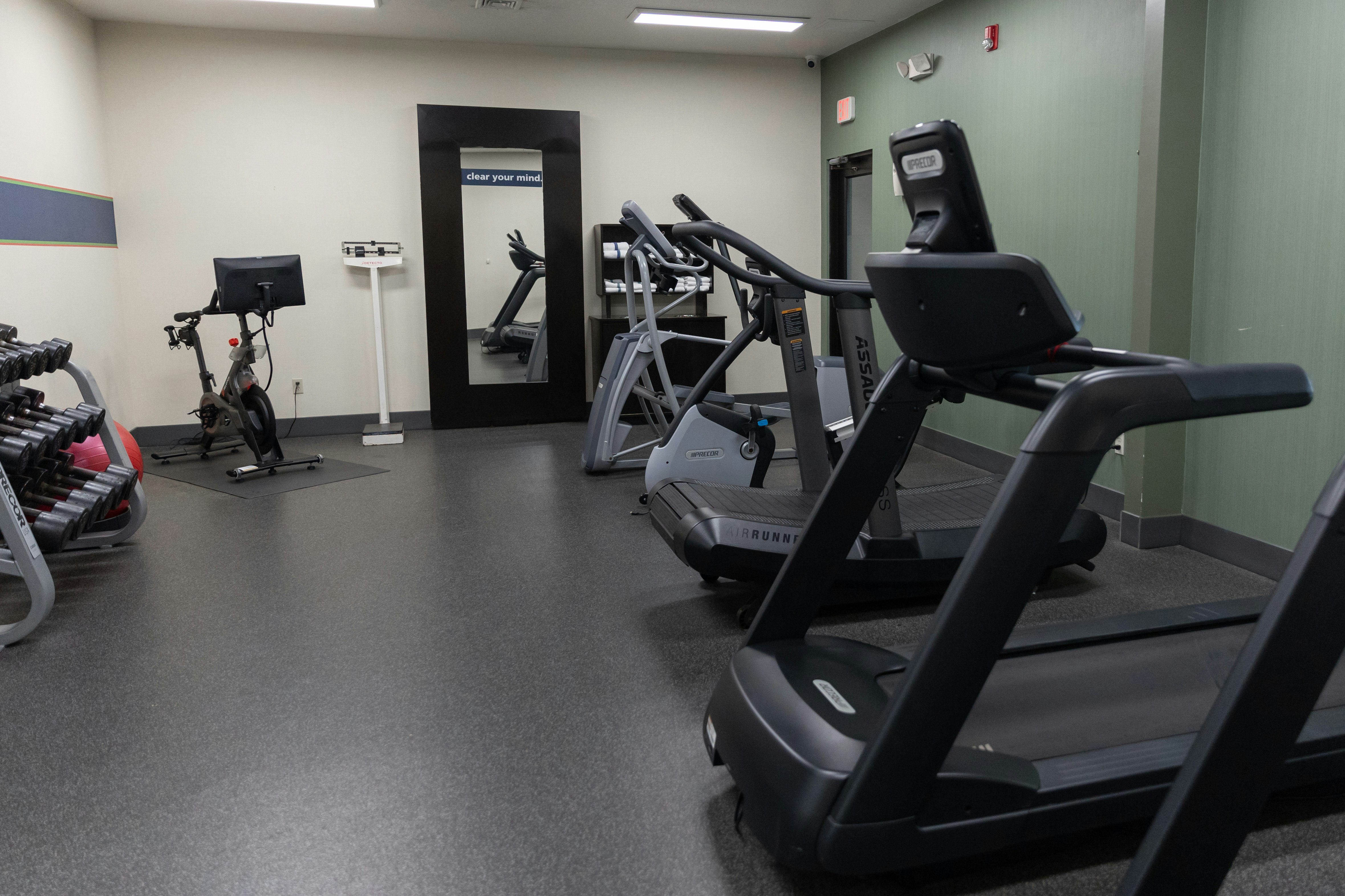 Hampton Inn Suites Scottsbluff Conference Center 11/22