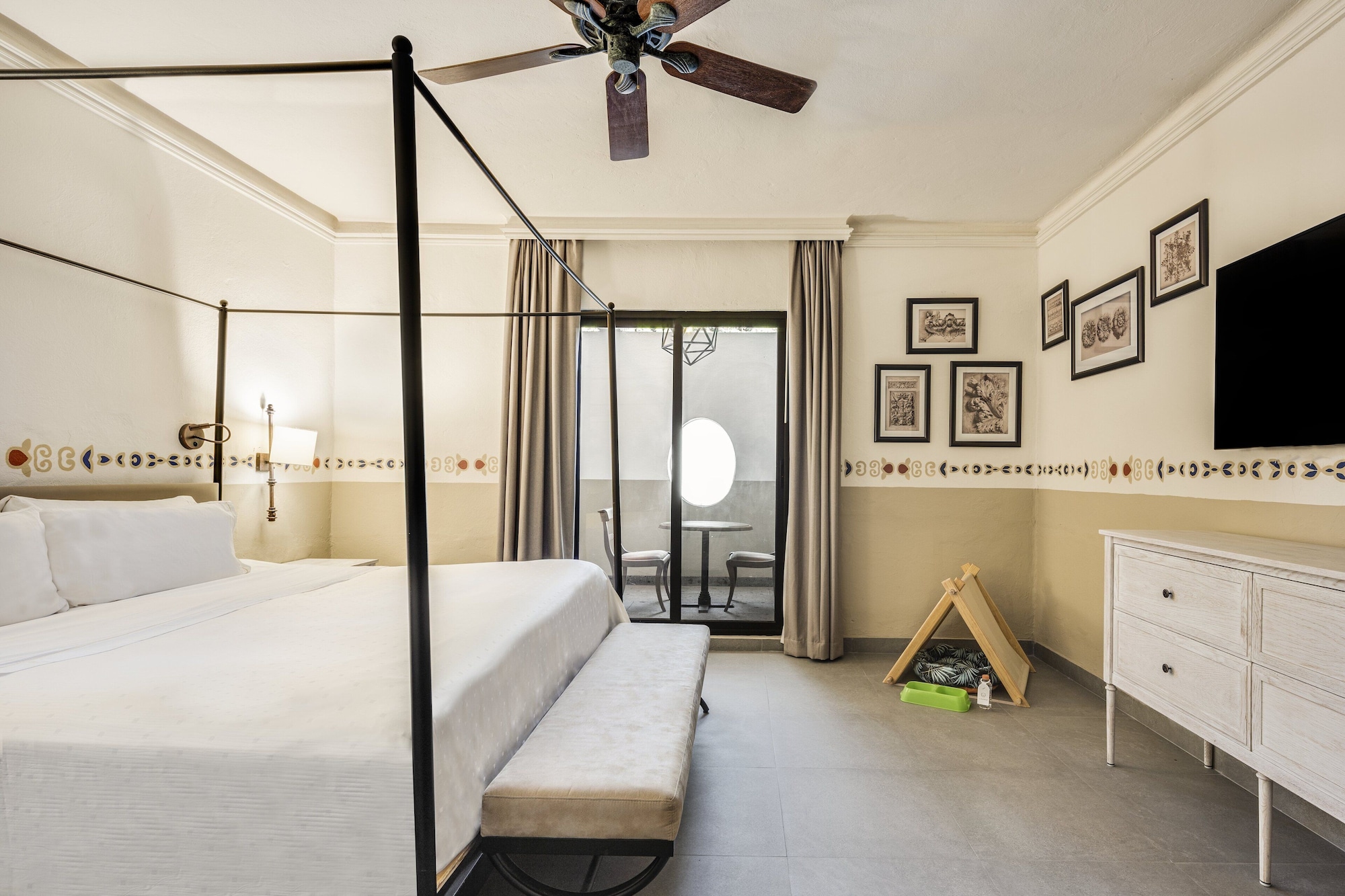 rooms